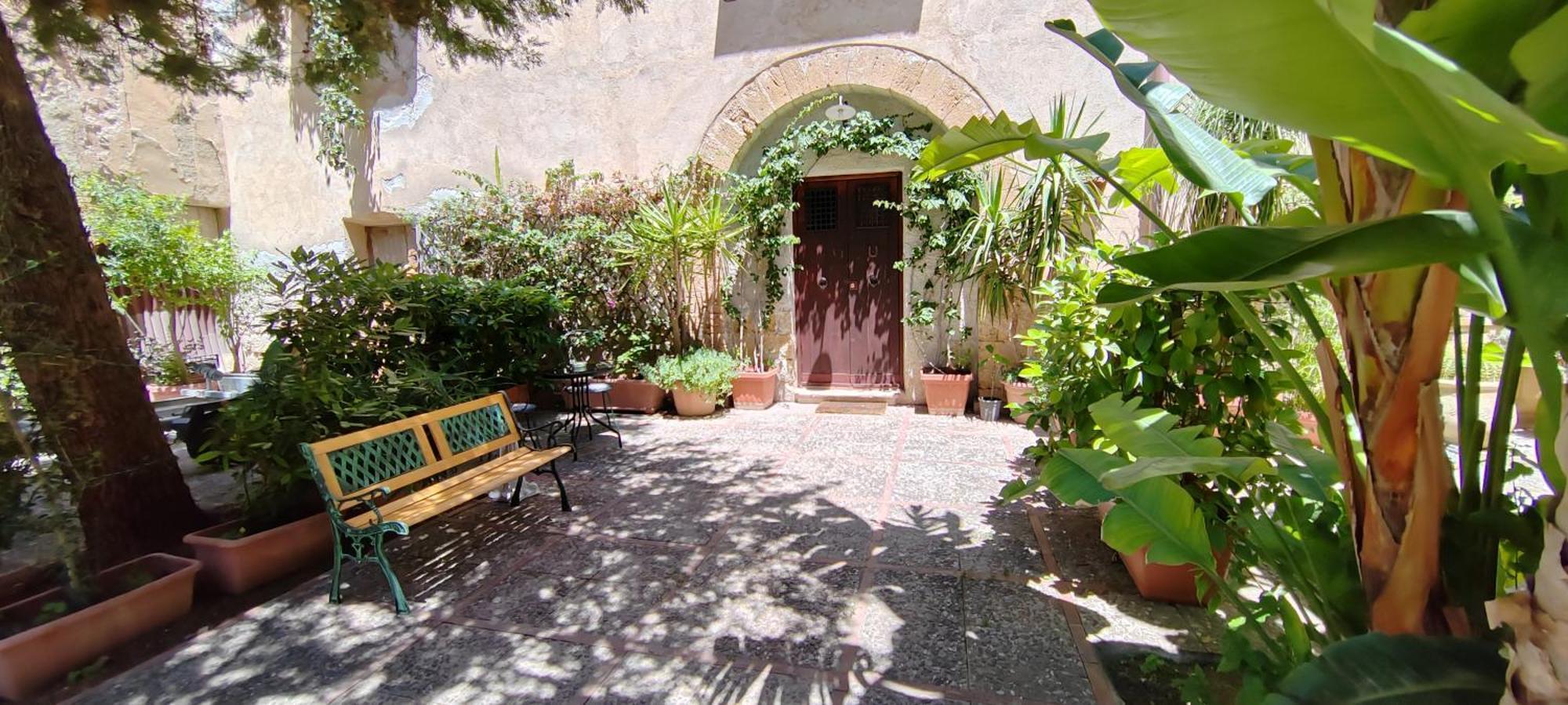 Room In Villa Galletti Inguaggiato Bagheria Exteriör bild
